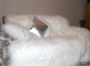 Подушка из тибетской овчины двусторонняя белая (0,55 х 0,55 м)   
