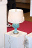 Лампа голубая керамическая с фигурным корпусом