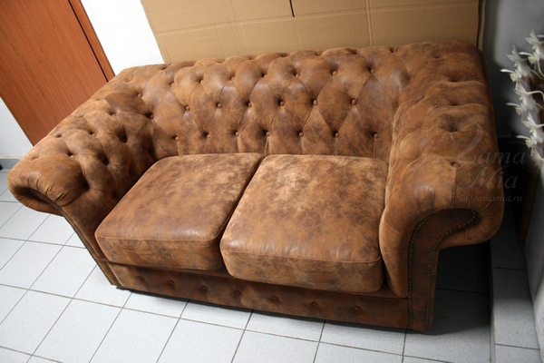 Диван коричневый кожаный двухместный PJS06602-PJ349 купить в интернет магазине lamamia.ru с бесплатной доставкой