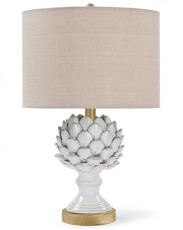 Лампа белая керамическая с фигурным корпусом