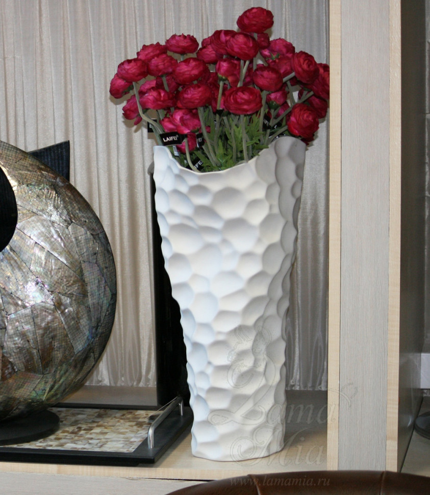Ваза для больших букетов. Вазы для цветов. Напольная ваза для цветов. Необычные напольные вазы. Красивая ваза для цветов.