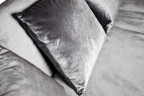 Диван серый трехместный с подушками