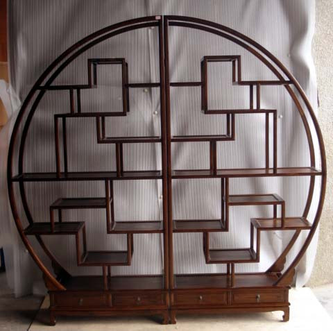 Декоративный стеллаж в китайском стиле