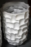 Кашпо белое напольное, 47 см