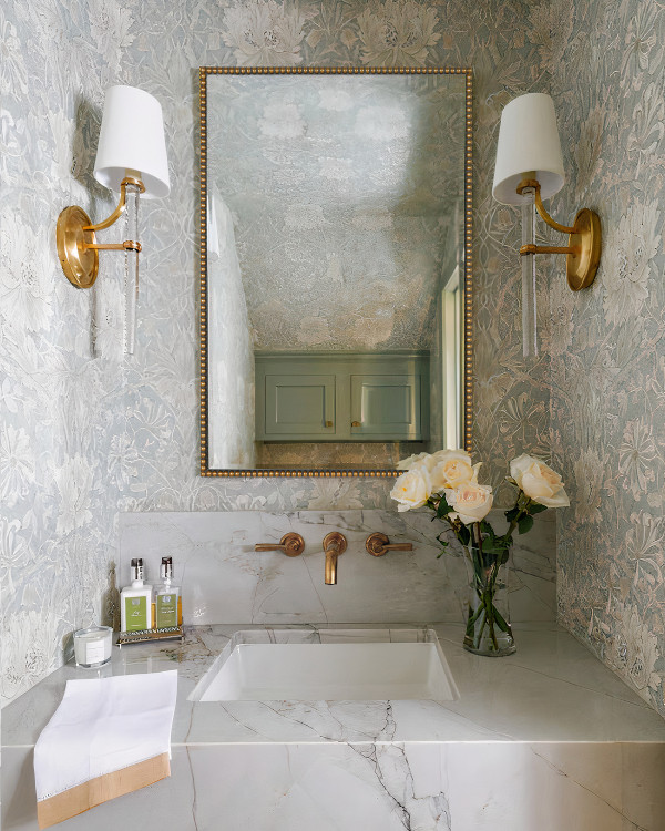 Зеркало Арьен в тонкой золотой раме