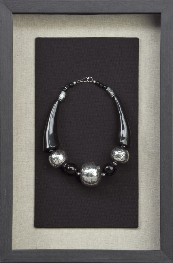 Дизайнерское панно "Ожерелье 2" настенное