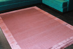 Ковер из вискозы и бамбука гладкий розово-фиолетовый 2х3м